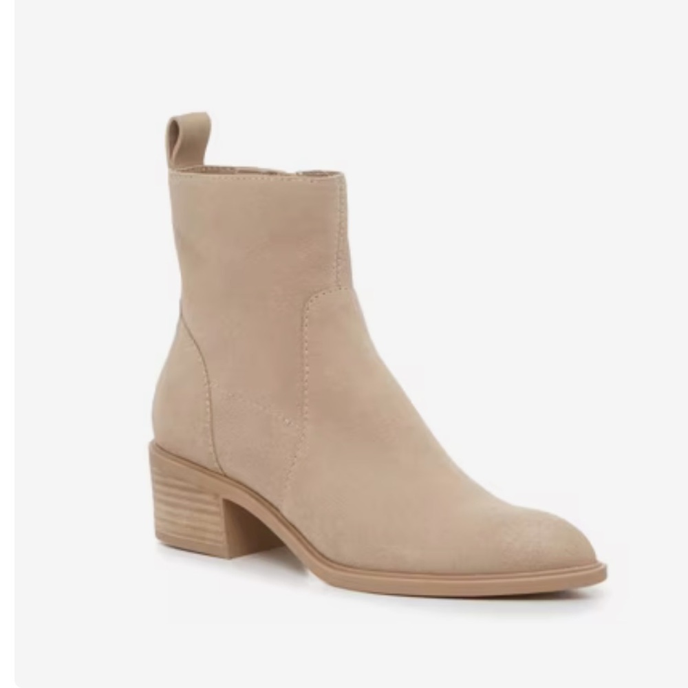 NWT Dolce Vita Bryson Bootie, size 7.5, wide